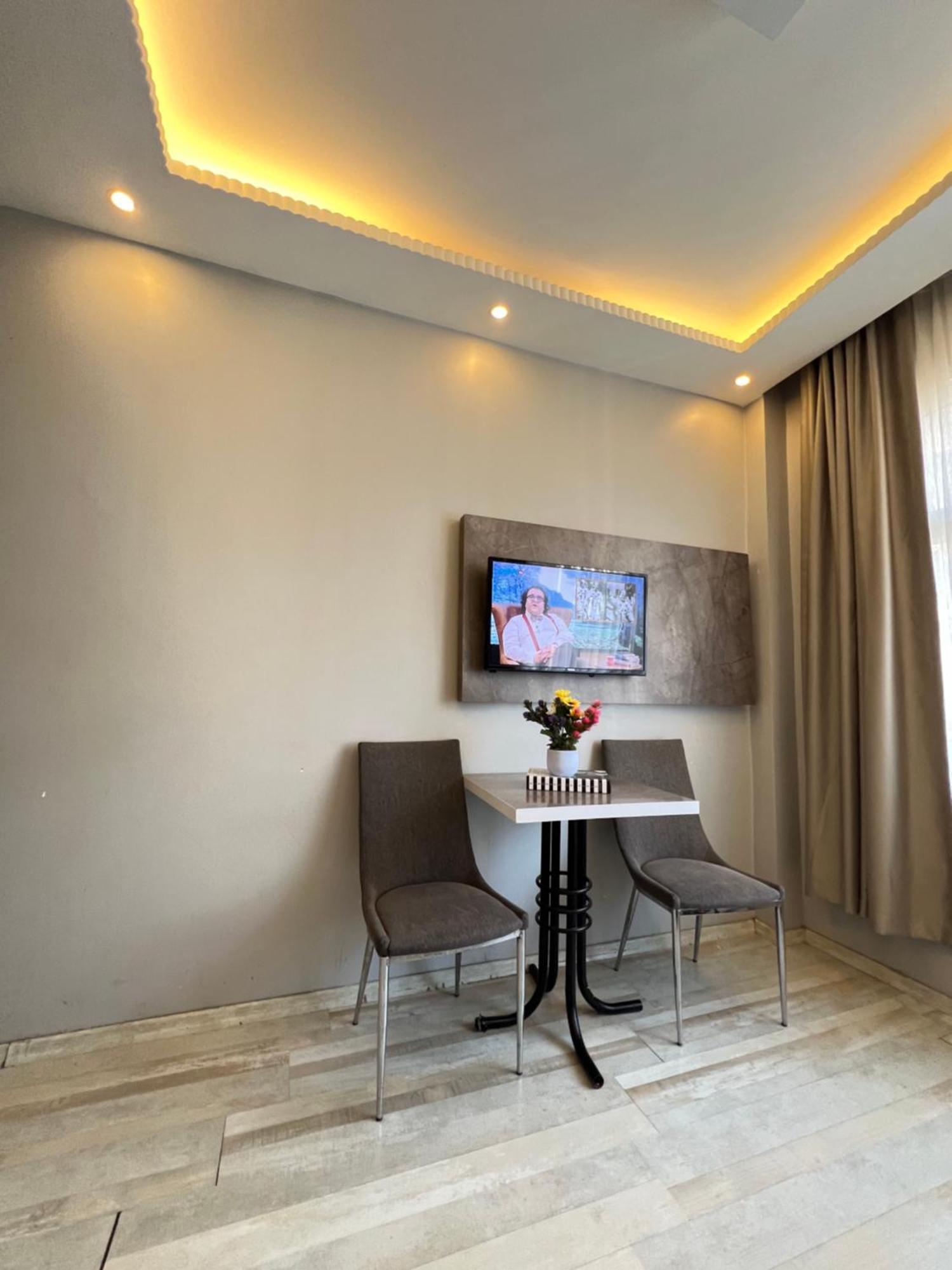 Taksim Brand Suit Hotel Istanboel Buitenkant foto