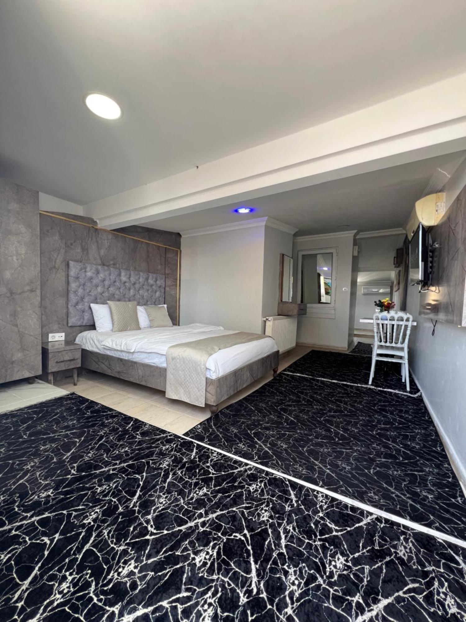 Taksim Brand Suit Hotel Istanboel Buitenkant foto