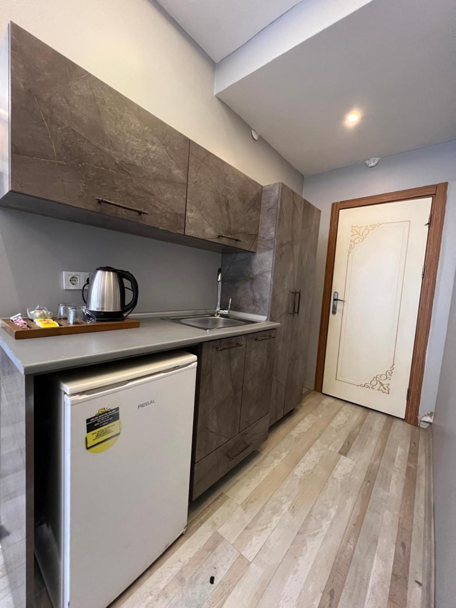 Taksim Brand Suit Hotel Istanboel Buitenkant foto